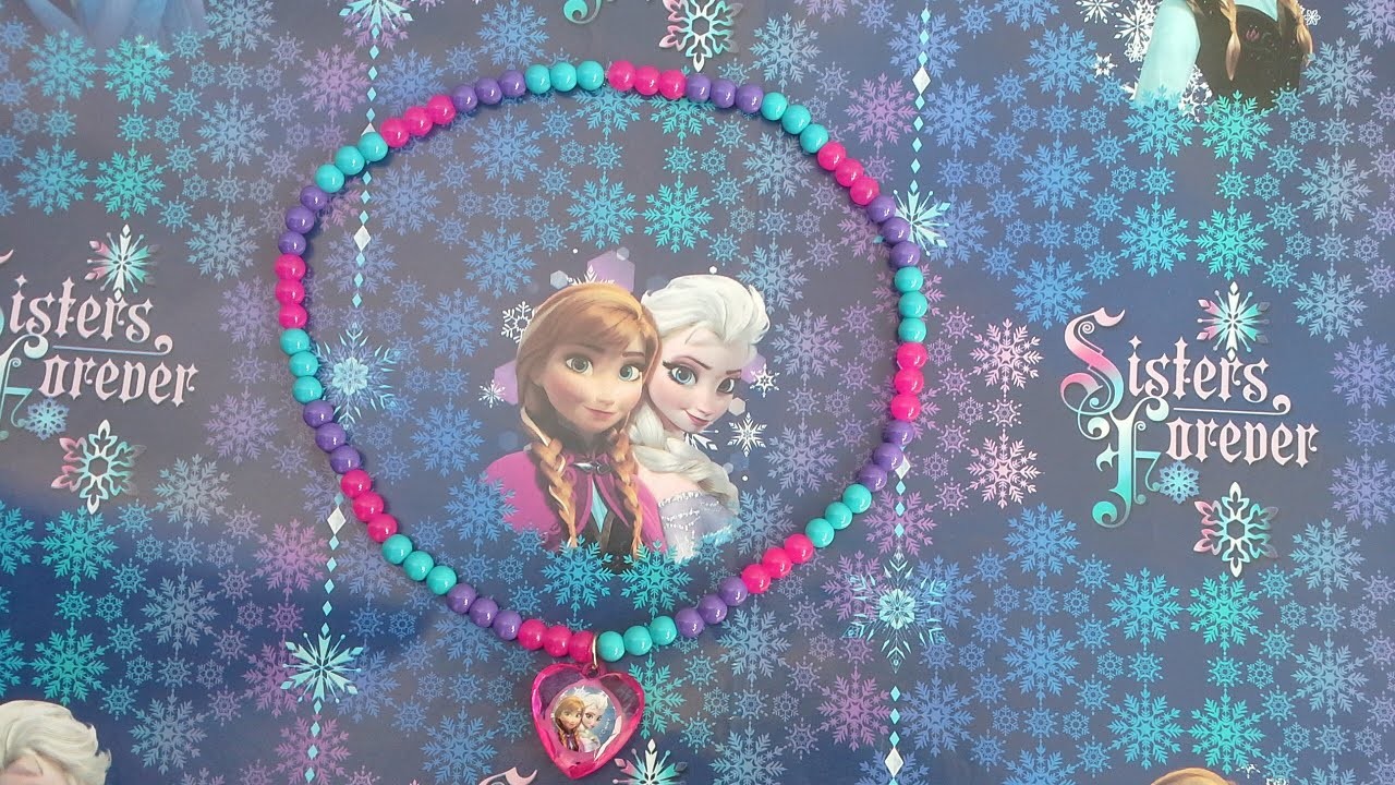 Collar con los personajes de Frozen, ideal para eventos infantiles.