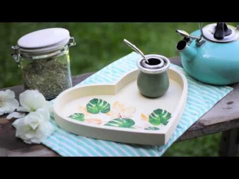 Bandeja Corazón con Decoupage y Decoralba