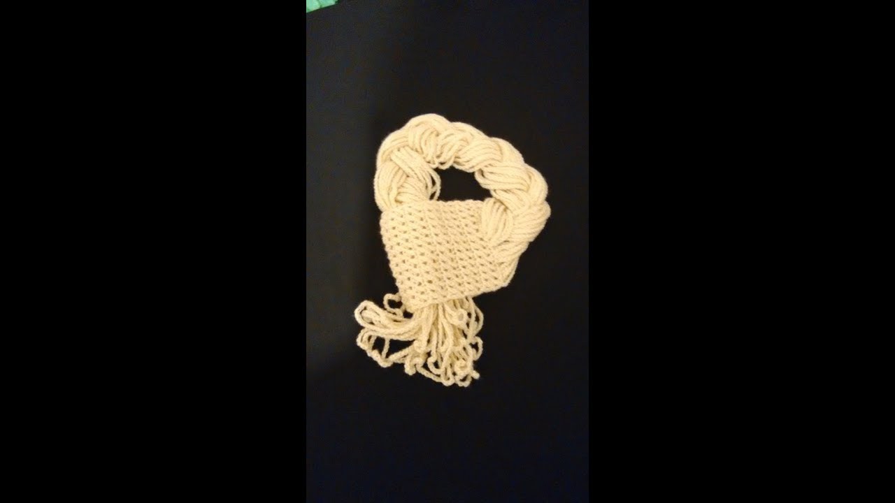 Bufanda trenza, facilisima, la pueden realizar niñas (scarf so easy, little girls can do it)