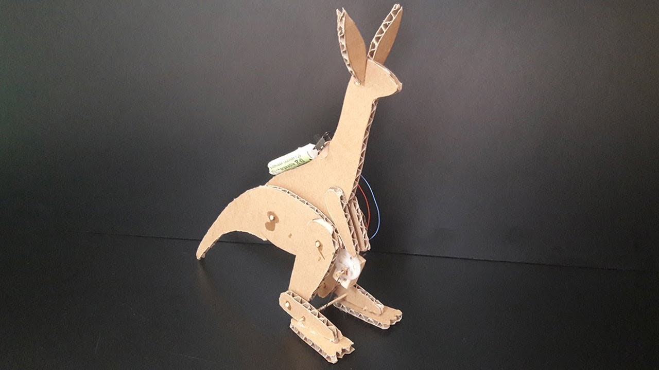 Cómo Hacer un Robot Canguro de Cartón