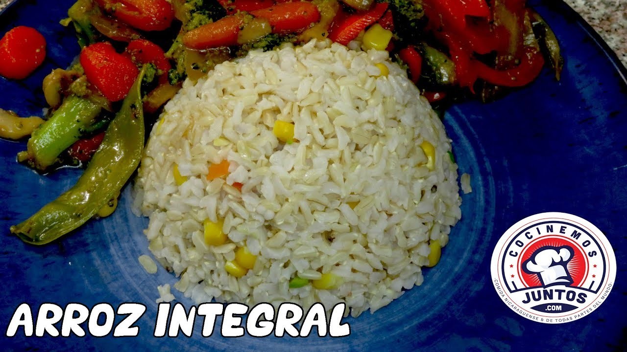 La mejor manera de cocinar arroz integral con vegetales - Receta facil.