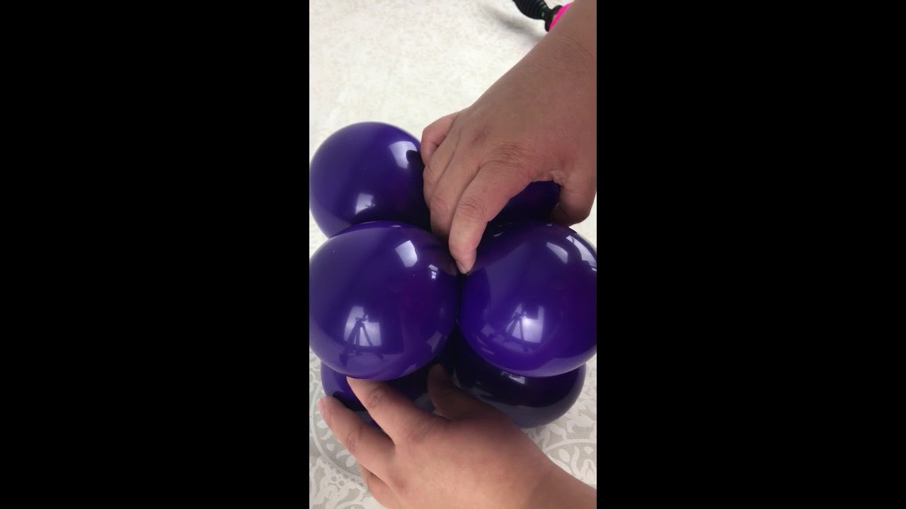 Caja de regalos con globos