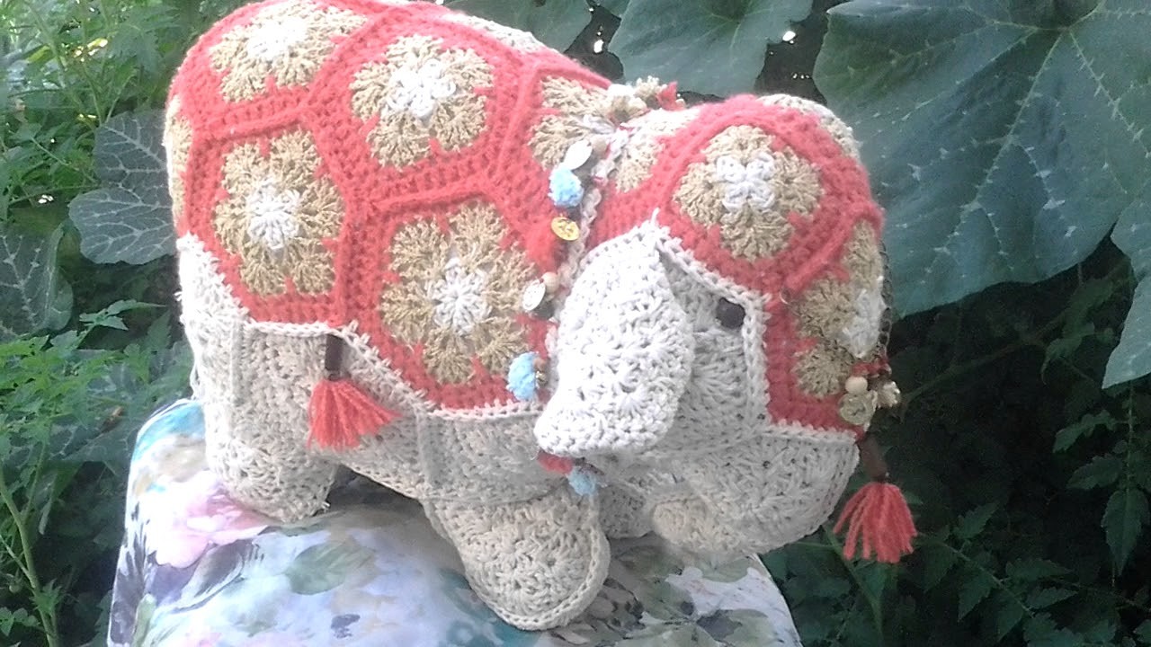 Crochet patchwork flores africanas elefante