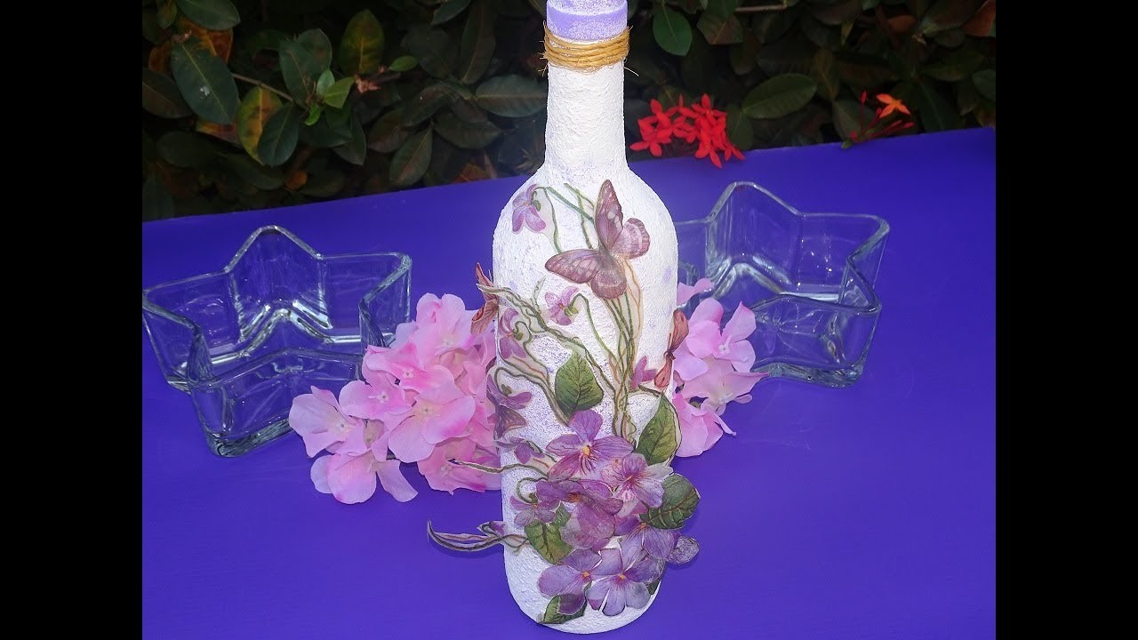 Botella decorada con flores con decoupage en 3d (tridimensional)
