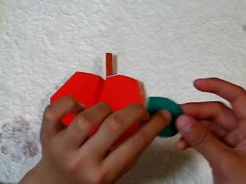Manzana en origami