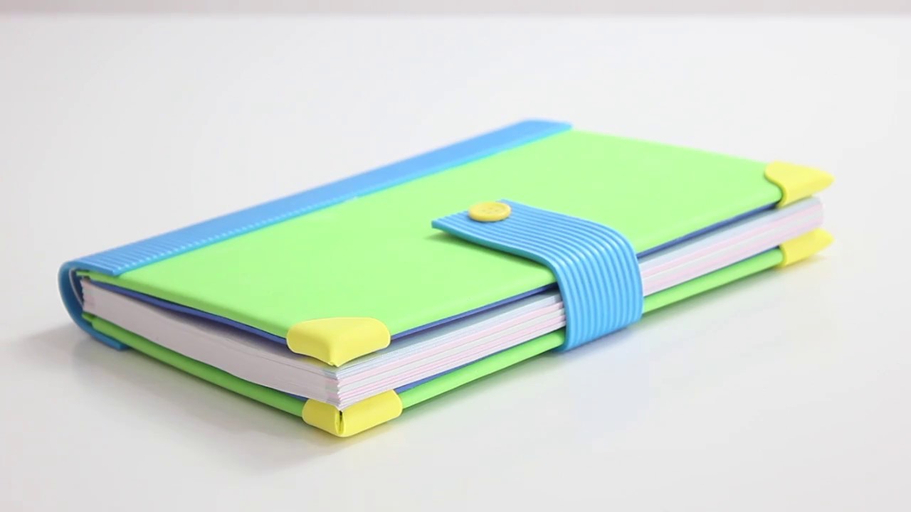 Cómo decorar libretas con goma EVA  | Cuadernos forrados con foamy | vuelta al cole