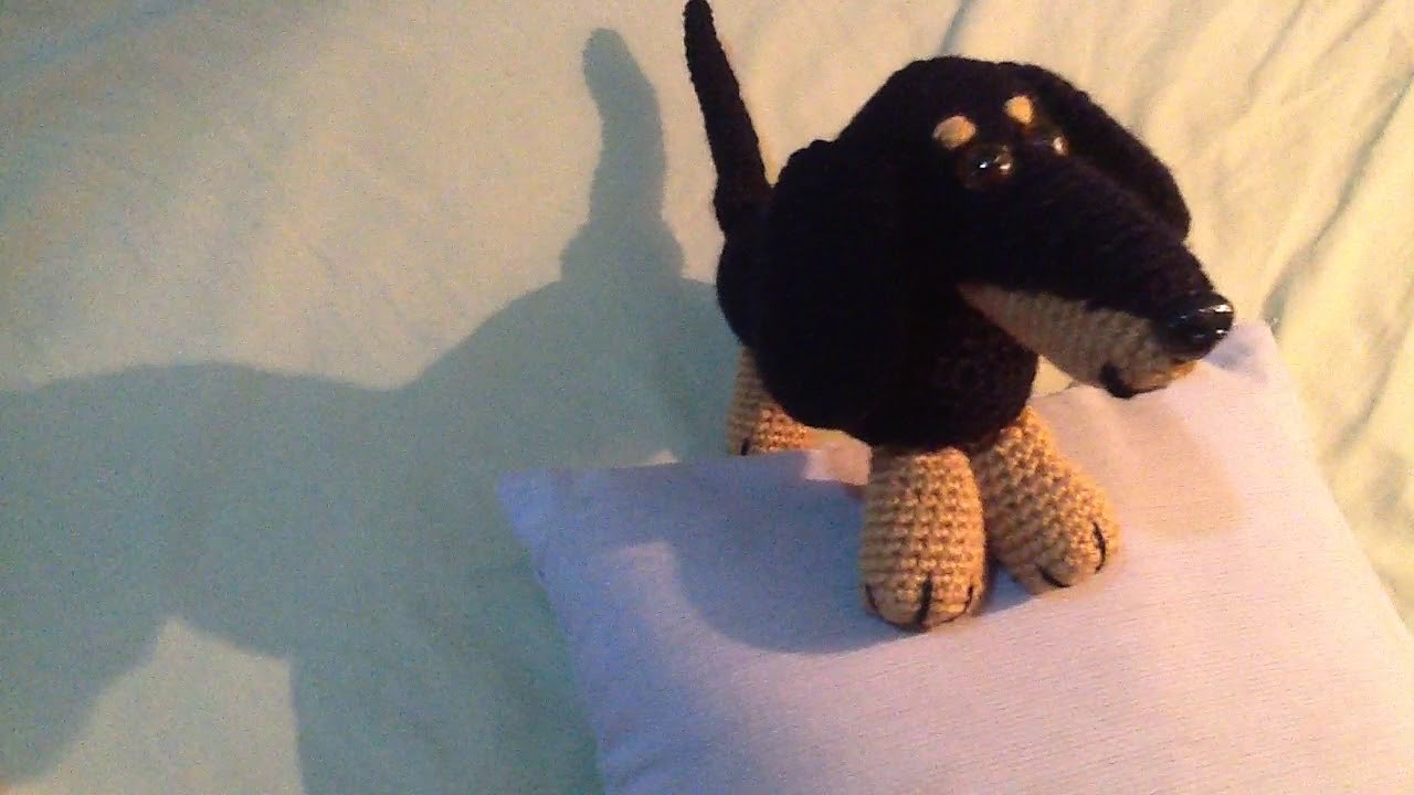 Perro salchicha a crochet