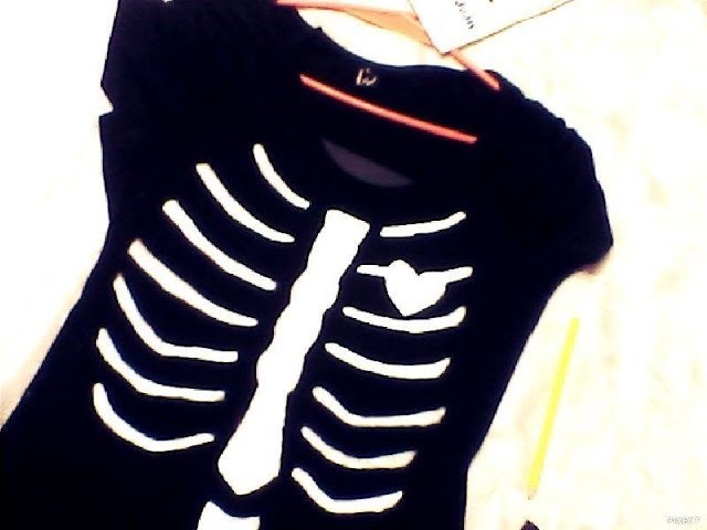 DIY Renueva tu ropa! Pinta una Remera de Esqueleto By: Flori Kitty