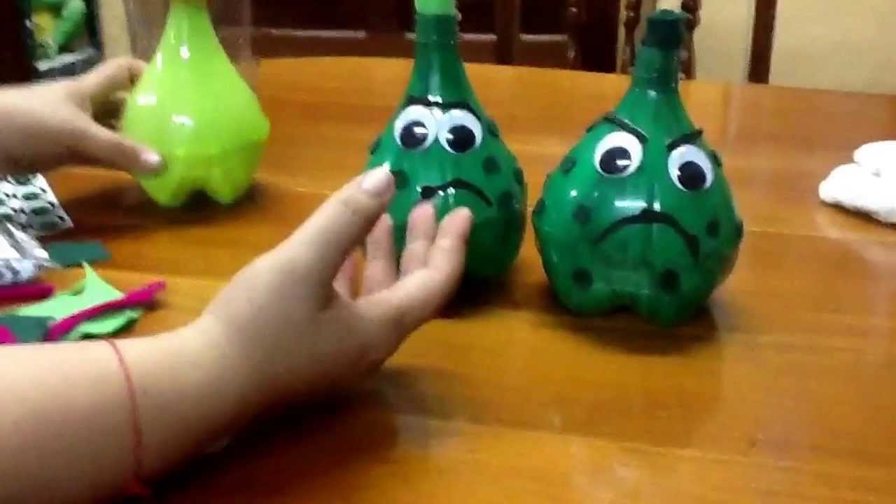Chayote de plantas vs zombies de botellas d plástico