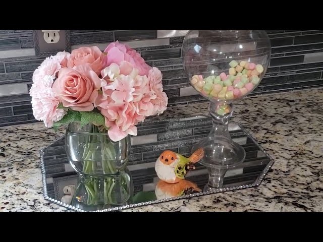 Arreglo floral en agua acrílica.(DIY)