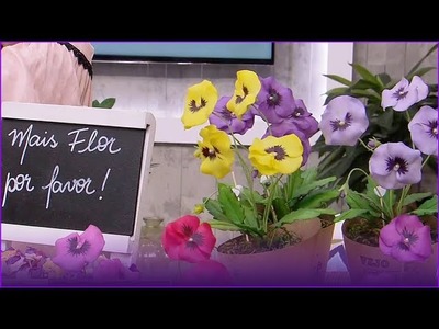 Artesanato: aprenda a confeccionar flores realistas com biscuit