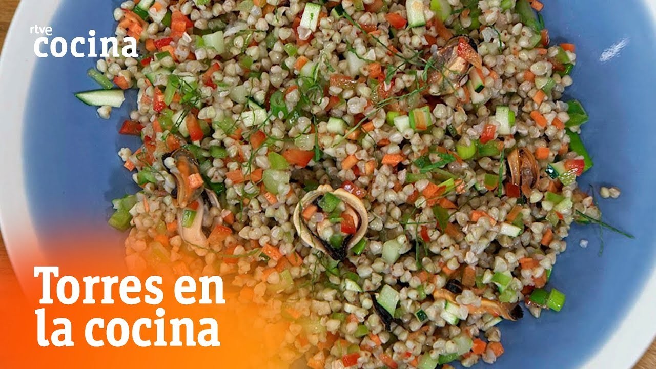 Cómo hacer ensalada de trigo sarraceno - Torres en la Cocina | RTVE Cocina