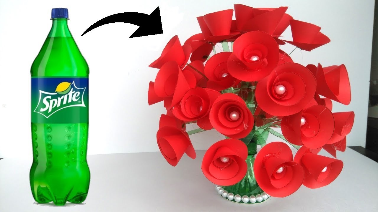 Flores de papel hechas con botellas de plástico vacías. DIY Rosas Manualidades