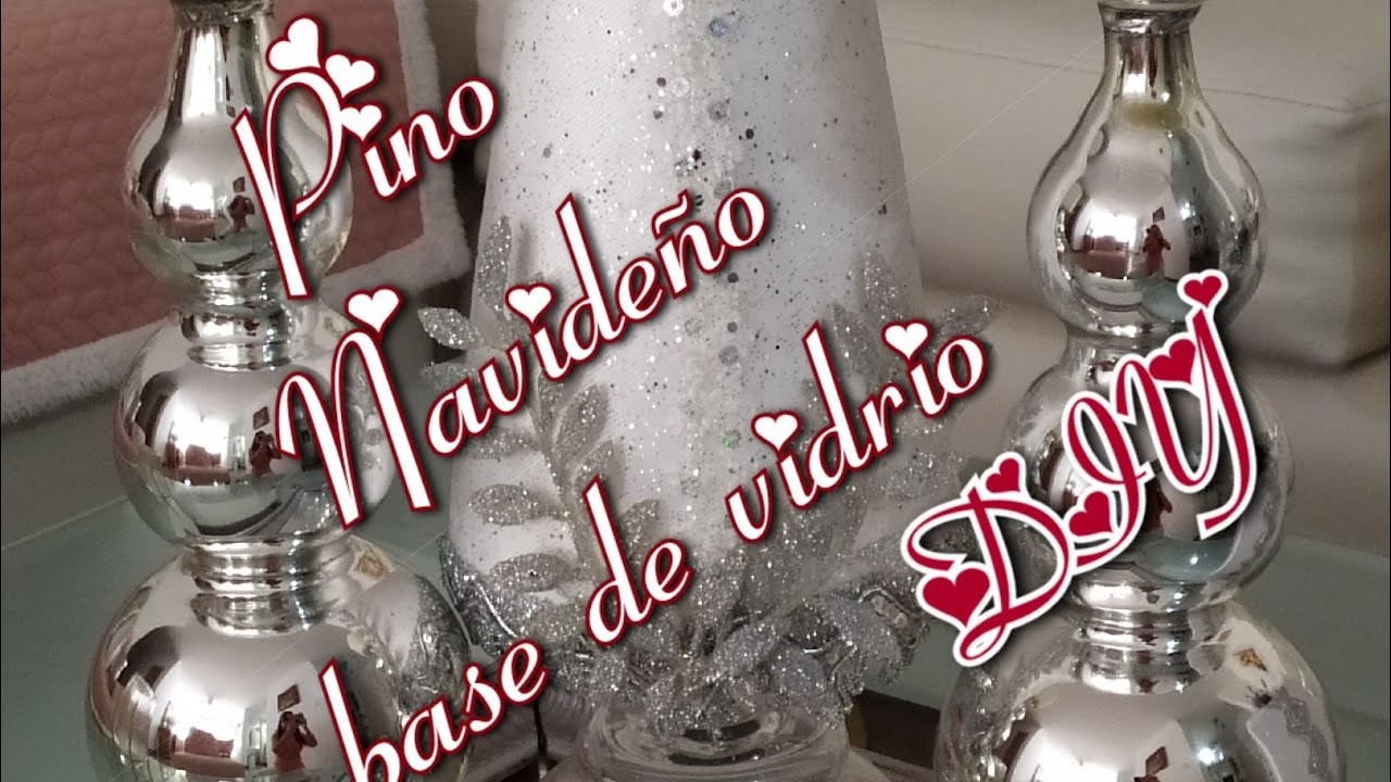 Pino navideño elegantesobre base de vidrio, manualidades navideñas DIY