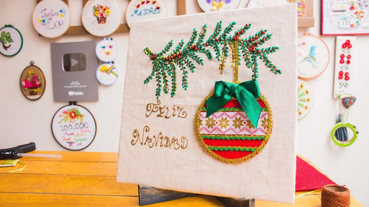 Cuadro Navideño, bordado a mano.Reutilizando un Cd.Hand embroidery special Christmas ornaments