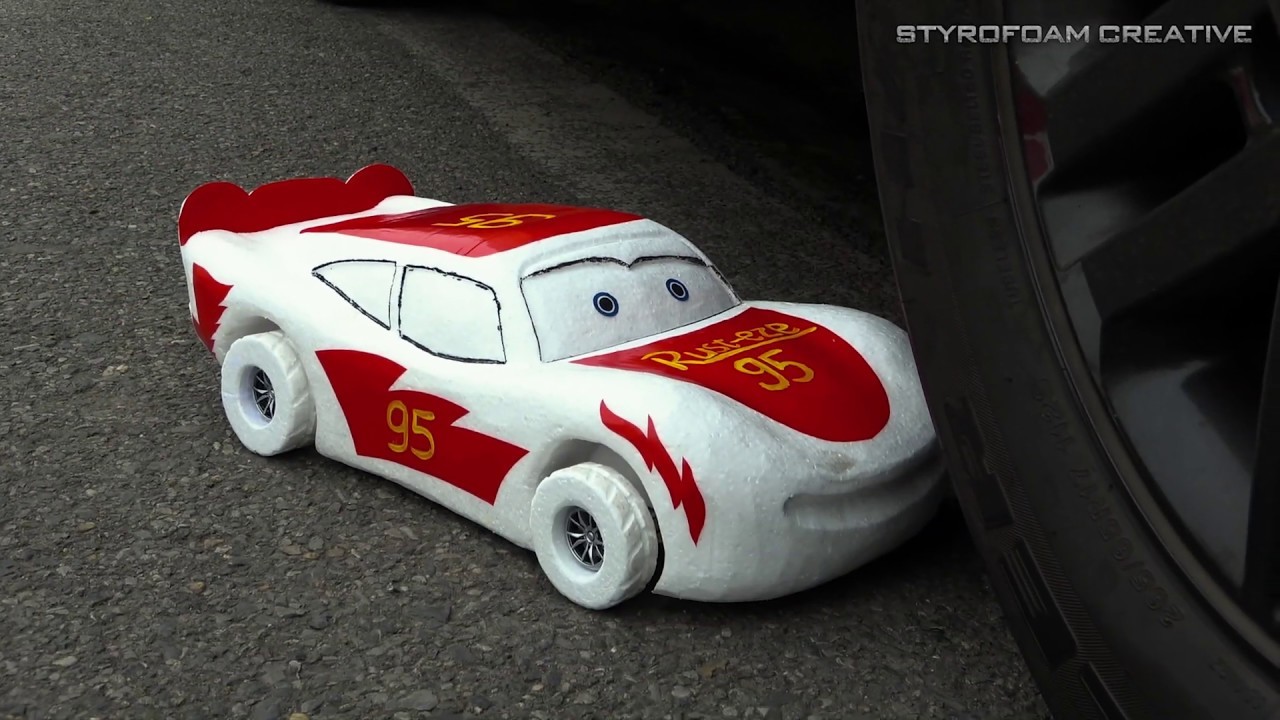 Cómo hacer Toy Car (MCQueen) | Increíble coche para niños - DIY