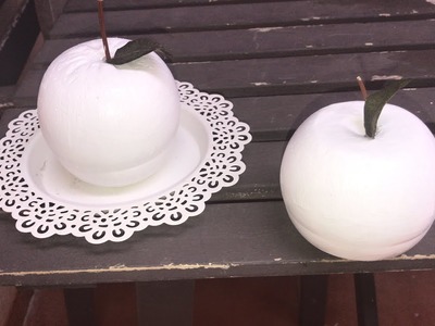Las Manzanas de Moda Hechas de cemento blanco