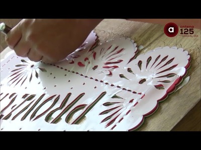 Artesanos metepequenses de papel picado listos para las Fiestas Patrias