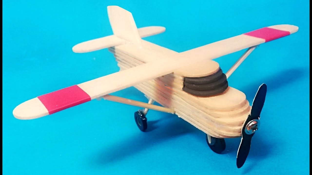 Como hacer un avion con palitos de helado