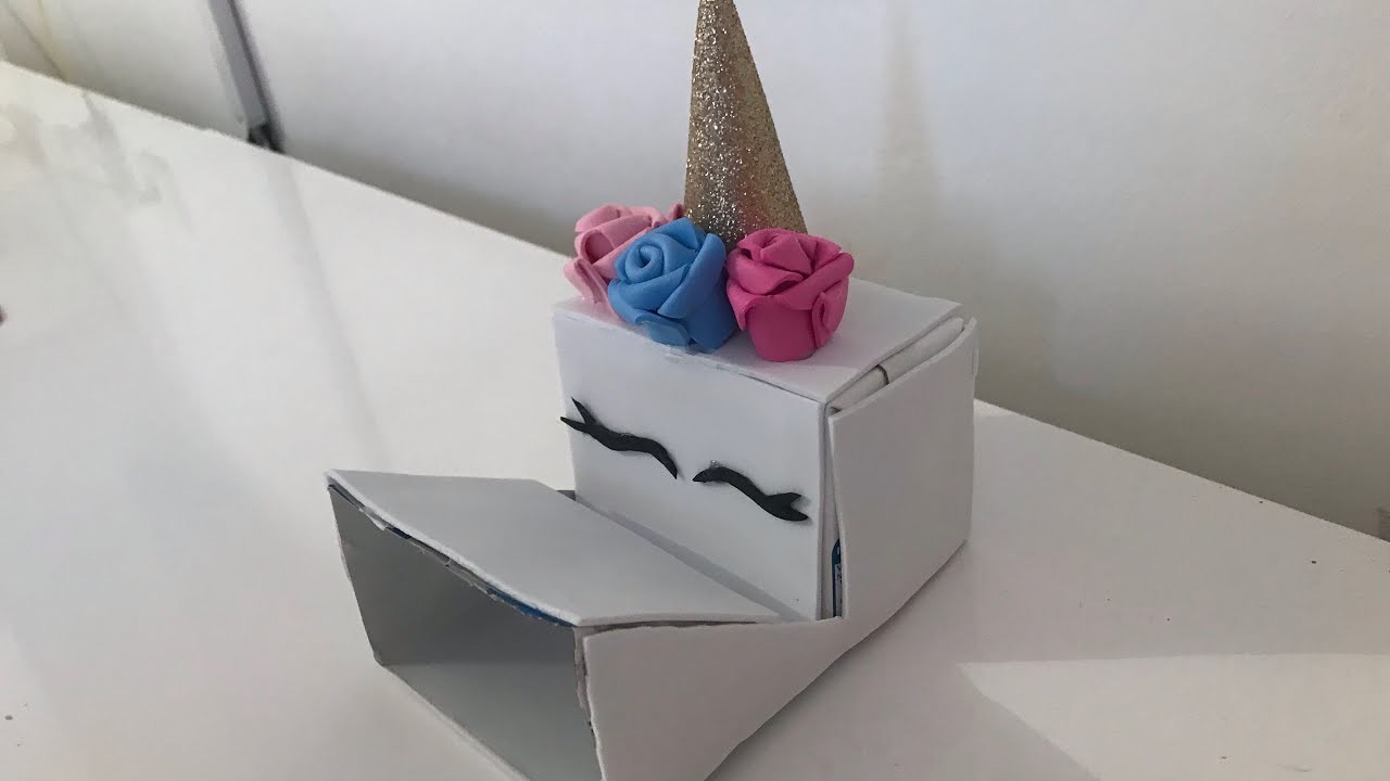 Altavoces para el celular con carton de leche