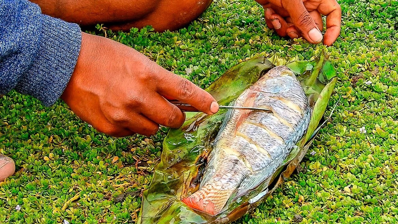Mira la asombrosa técnica de cocinar el pescado  || How to cook fish with clay