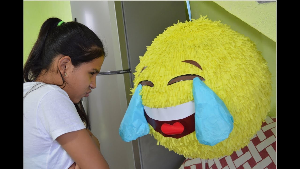 Emoji Piñata Redonda