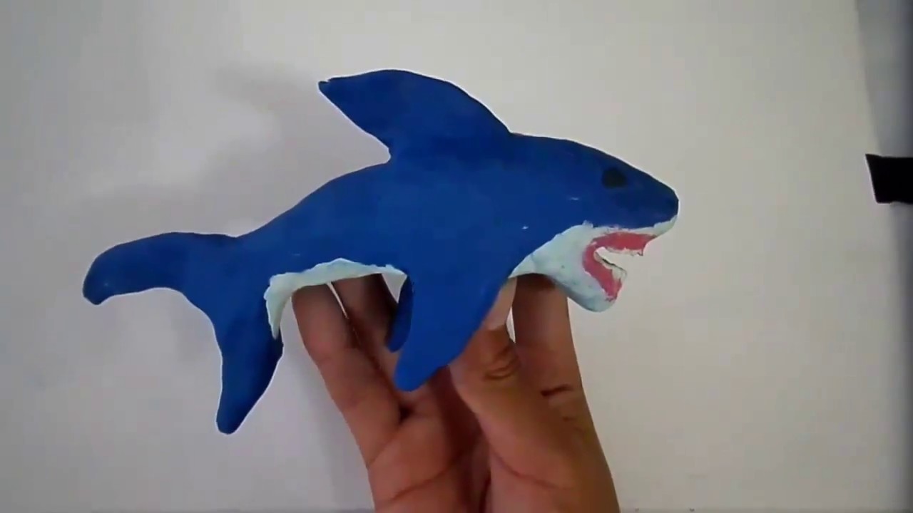 Tiburón de plastilina, modelado paso a paso.