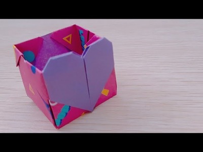 Origami Heart Box - Using one sheet!【摺紙藝術】用一張紙摺愛心盒子。Usando un papel para hacer caja con corazon
