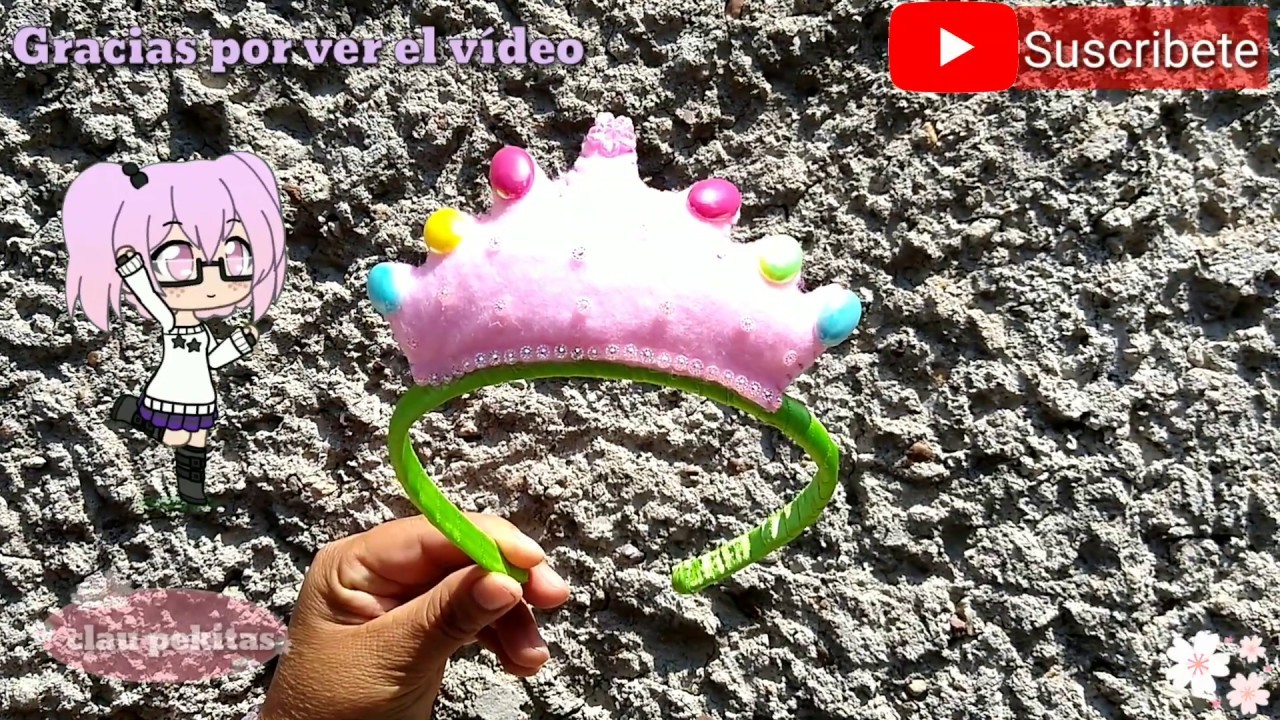 Corona de fieltro para las pequeñas de la casa DIY