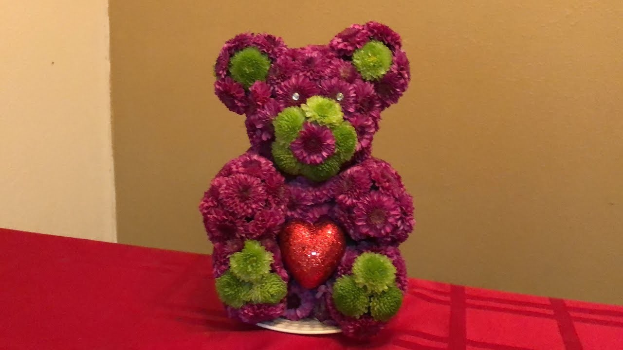 Oso hecho de flores naturales!.regalo para el día del amor y la amistad #oso #creative