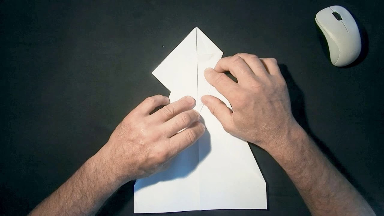 COMO HACER UN AVION DE PAPEL (facil de hacer) MANUALIDADES EN PAPEL