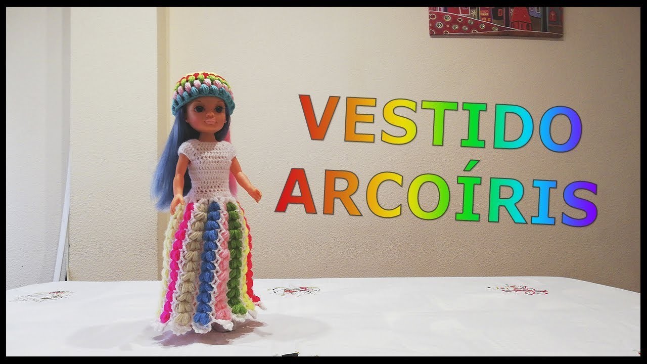 Vestido Arcoíris a crochet para muñeca Nancy
