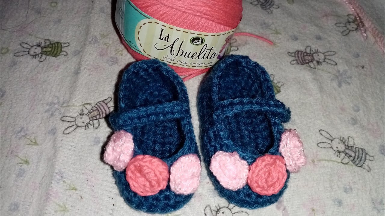 Hermosos zapatitos número 10 talla de 0 a 3 meses. Tejidos a crochet.