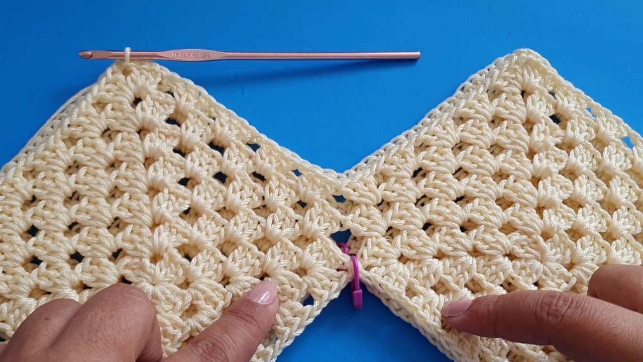Vestido tejido a Crochet - punto fácil de ganchillo #2