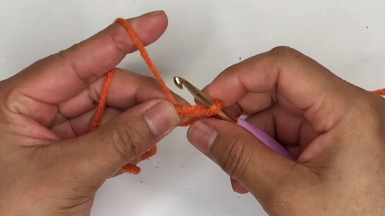Como hacer cadenas a crochet para principiantes. paso a paso para aprender a tejer a crochet