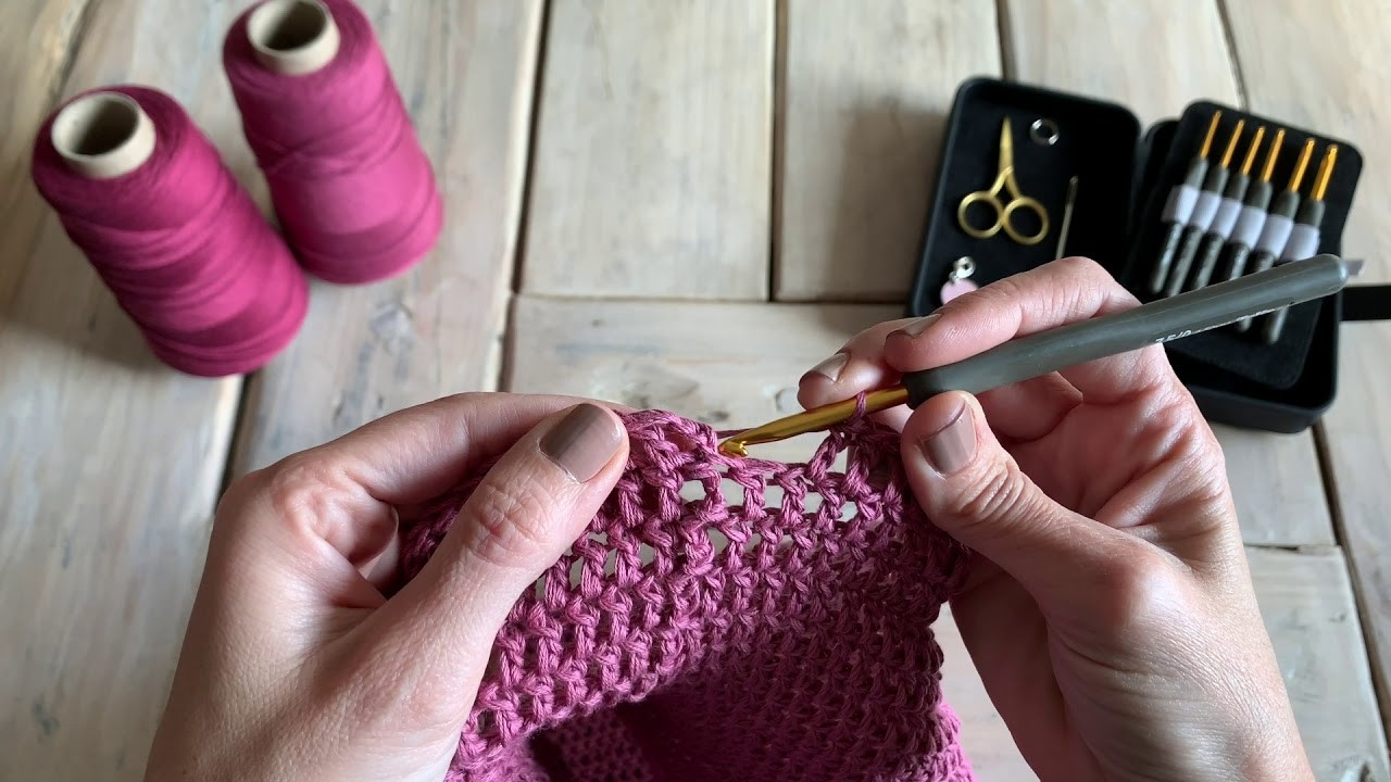 Cómo tejer a crochet una pieza circular y que no se gire la costura. Versión para diestras.