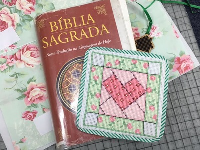 Capa de Bíblia com bordado em Ponto Cruz