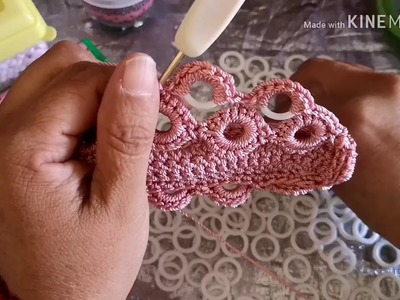 Monedero tejido a crochet con aros