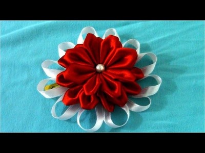 Flores Kanzashi hermosas rojas y blancas en tres capas