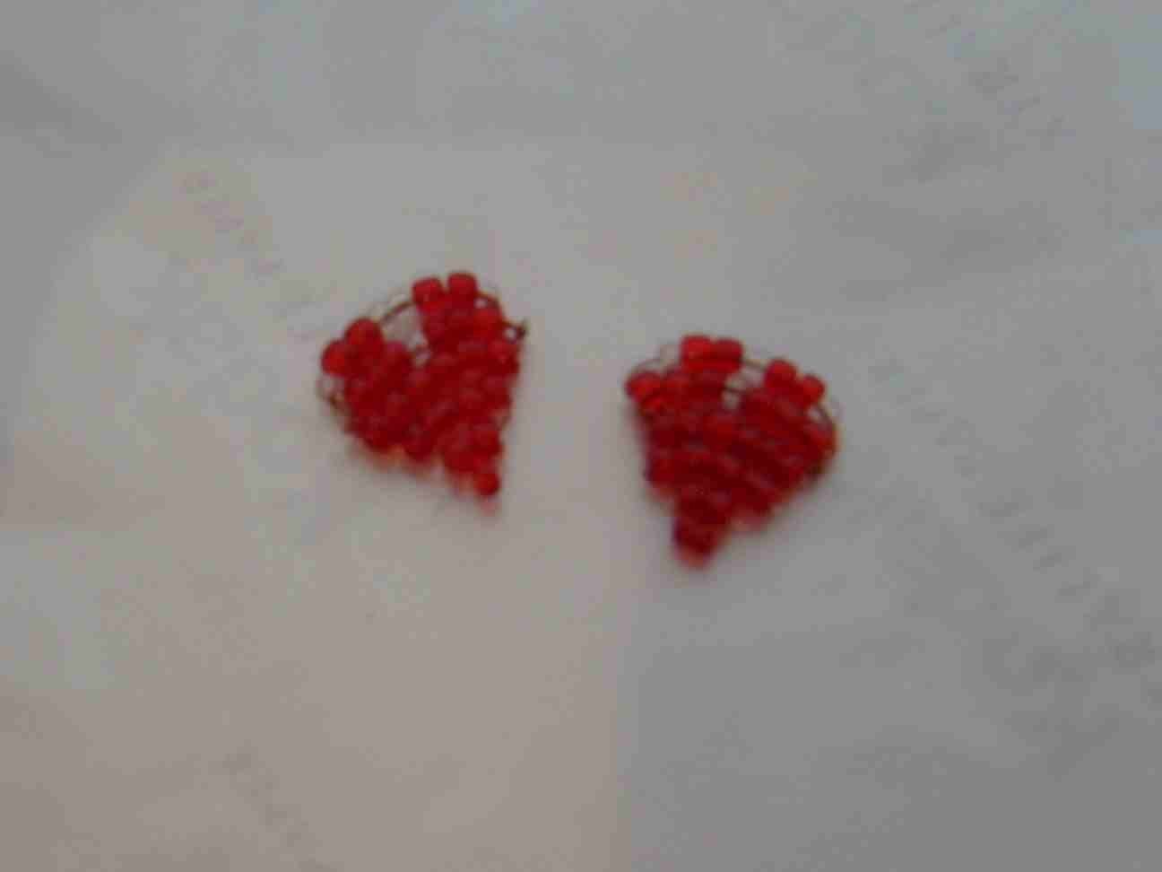 San Valentín DIY corazón de abalorios.chaquiras. mostacillas
