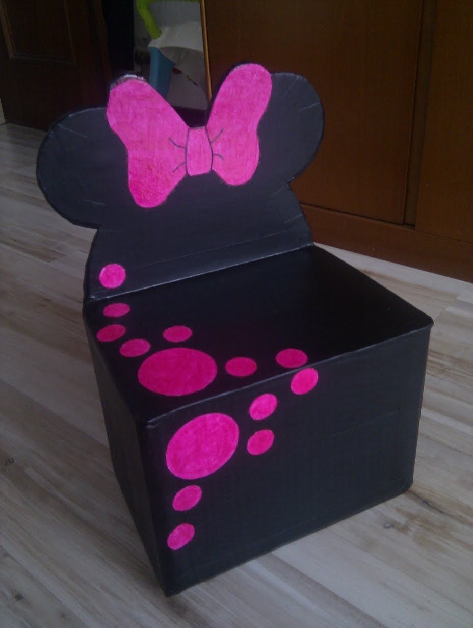 Tutorial 1 de silla de Minnie con cartón para niños Parte 1 de 2. Manualidades