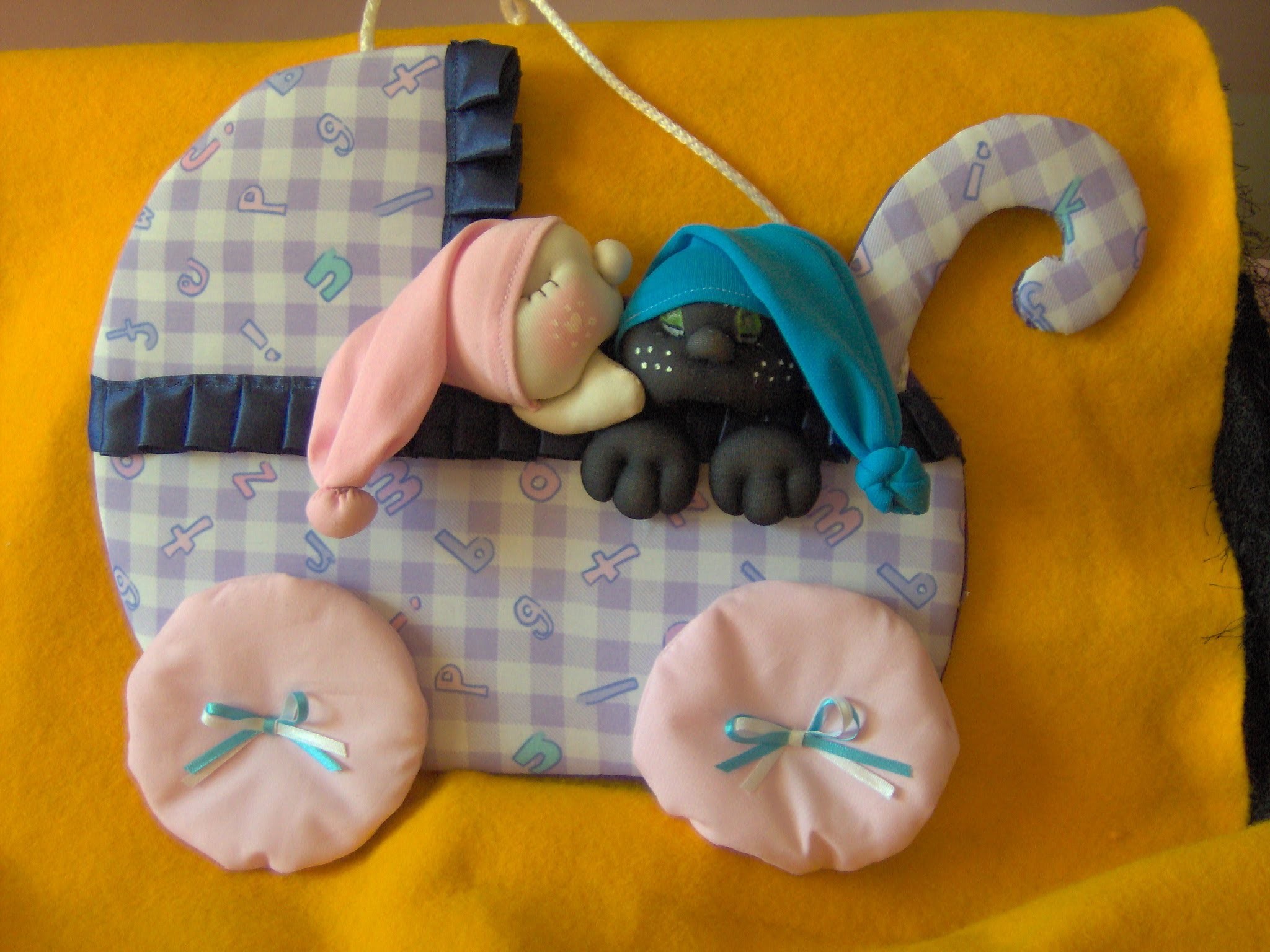 Muñecos soft. cochecito bebé. proyecto 167