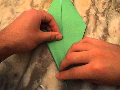 Cómo hacer tallo de una flor con papel