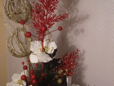 Como hacer un centro de mesa floral ( especial navidad , flores y bolas )