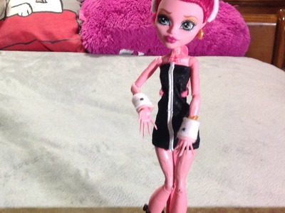 Custom doll: Disfraz de conejita para tus muñecas.