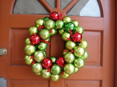 DIY Corona de esferas para Navidad.DIY Christmas ornament wreath