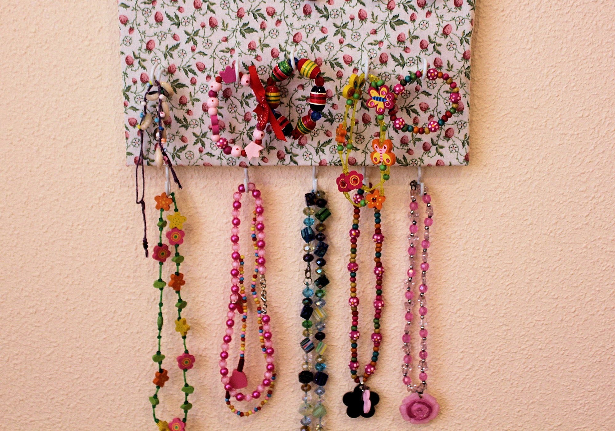 DIY: Organizador de collares, pulseras y anillos