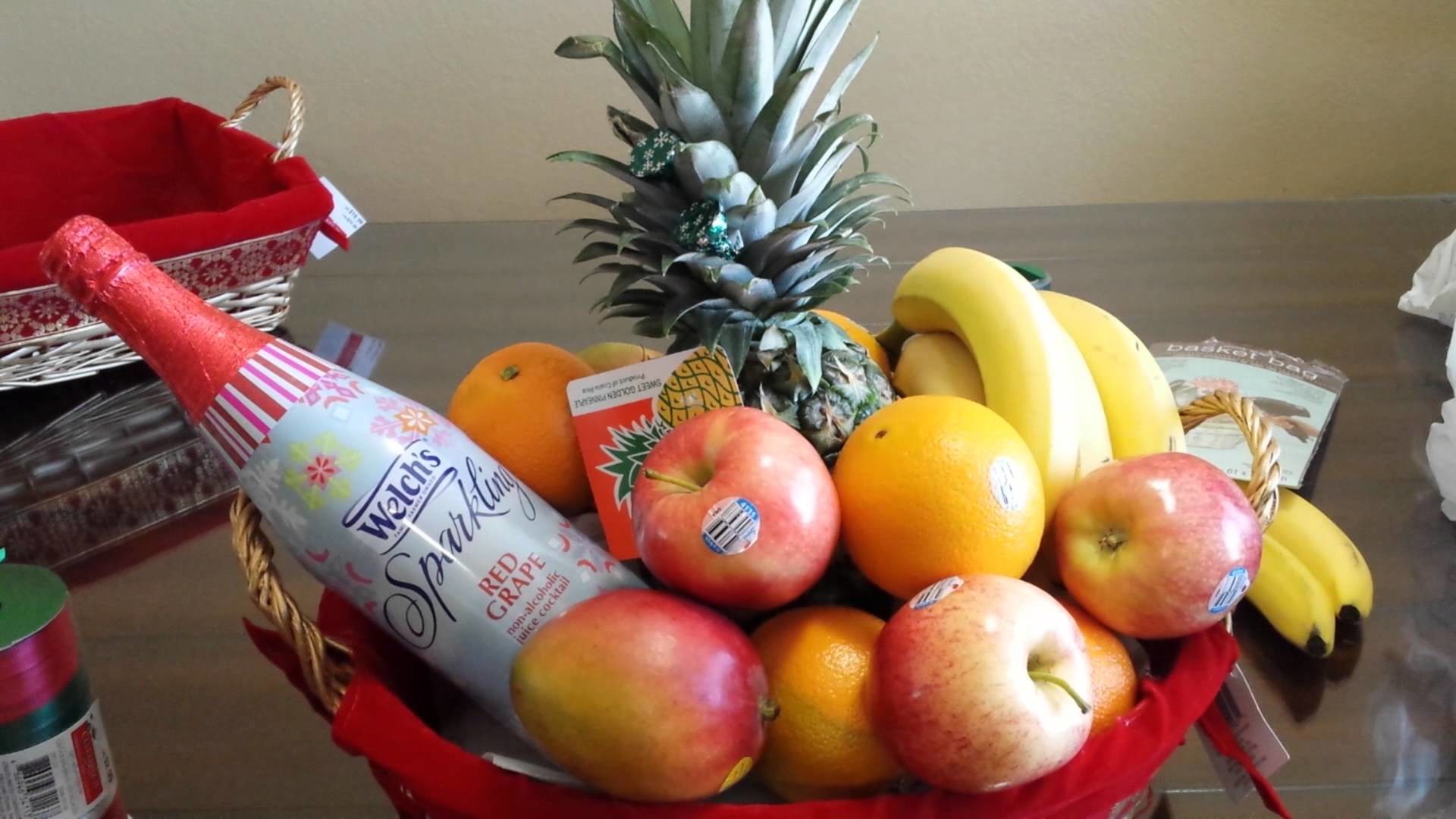 Como decorar una canasta de frutas