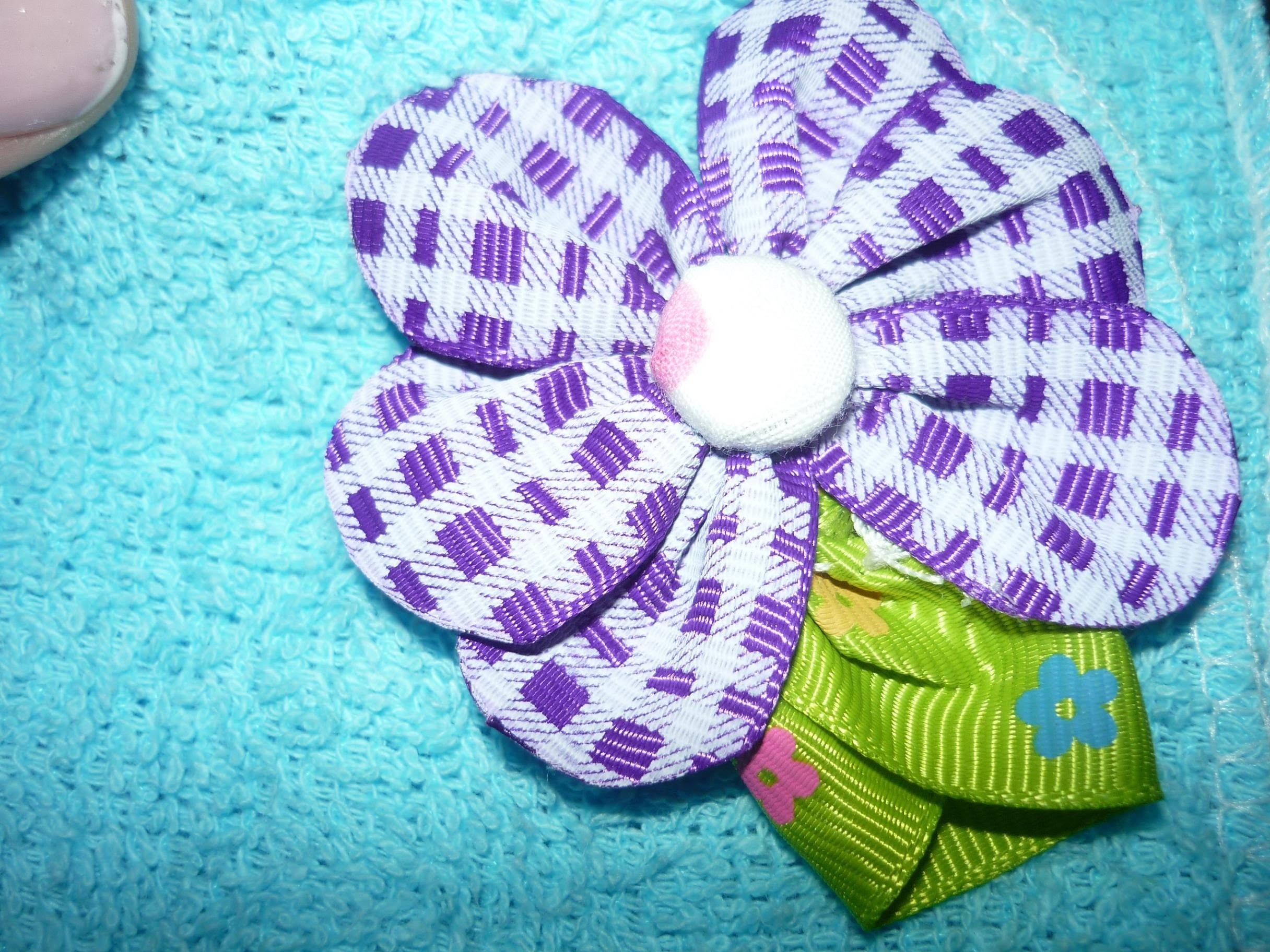 DIY como hacer una flor para el cabello  en cinta , tape flowers  No.75 Manualidades la hormiga