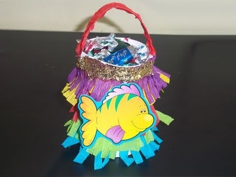 Cómo hacer una mini piñata multicolor